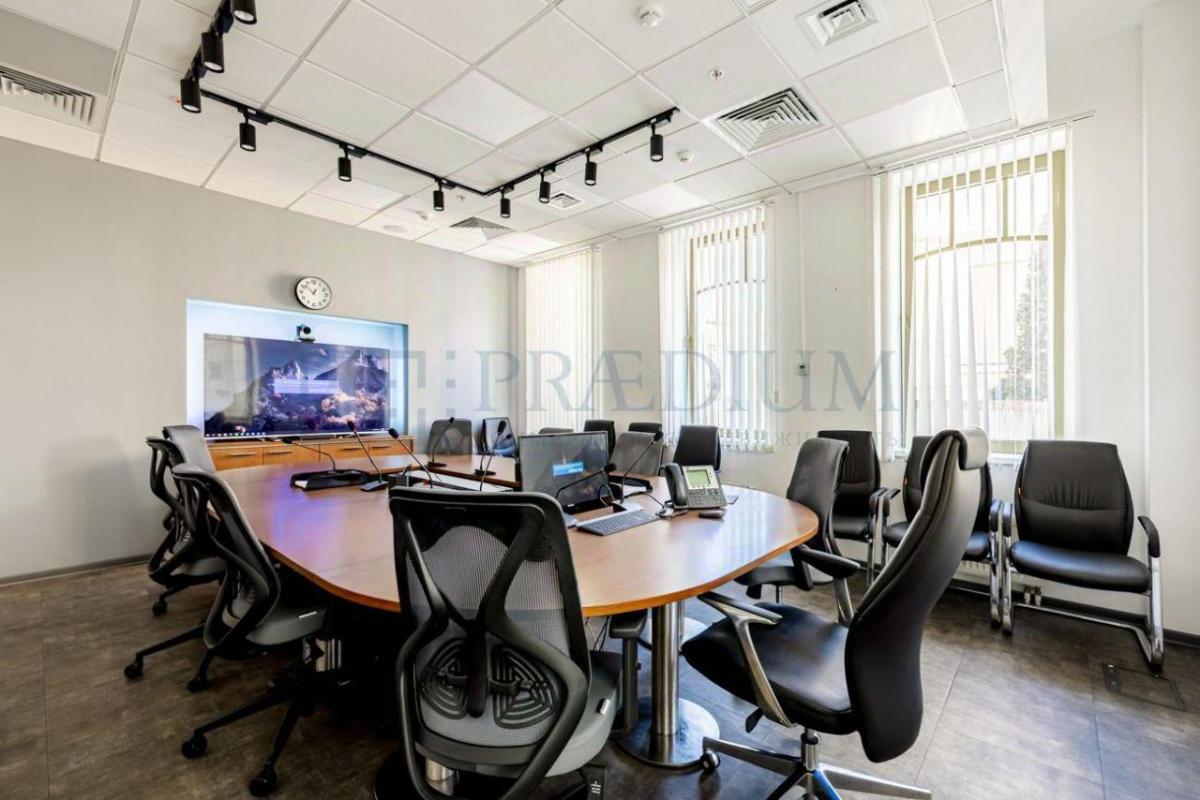 Сдается торговое помещение в Москве, д 4