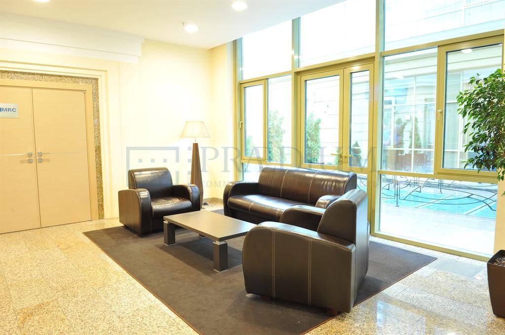 Сдается торговое помещение в Москве, д 4