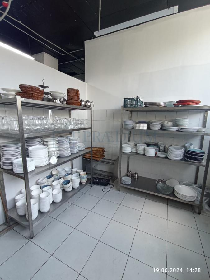 Сдается торговое помещение в Москве, д 11 стр 1