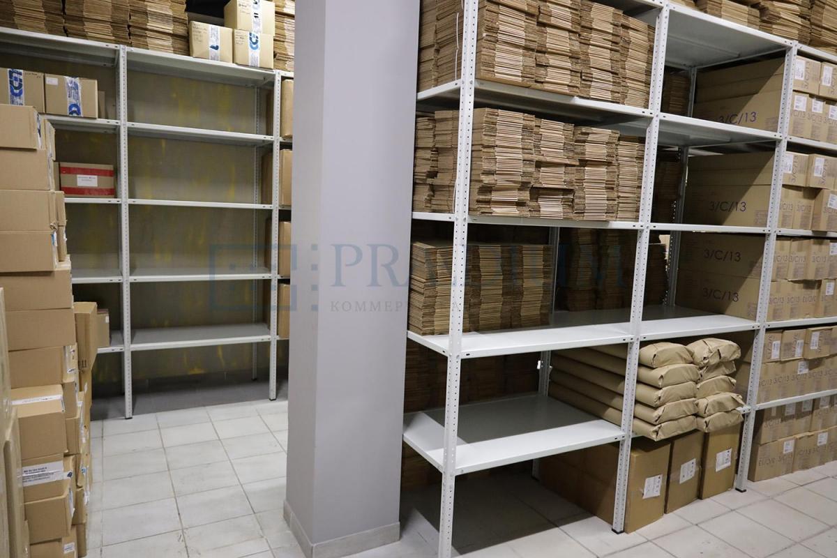 Сдается торговое помещение в Москве, д 11 стр 40