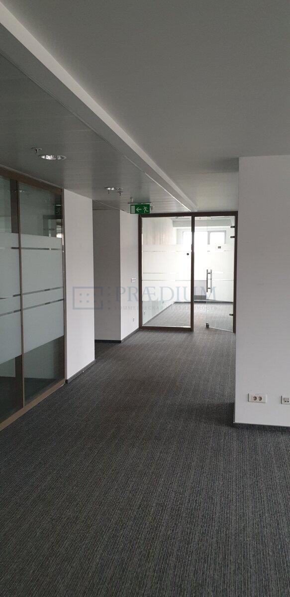 Сдается офис в Москве, д 8