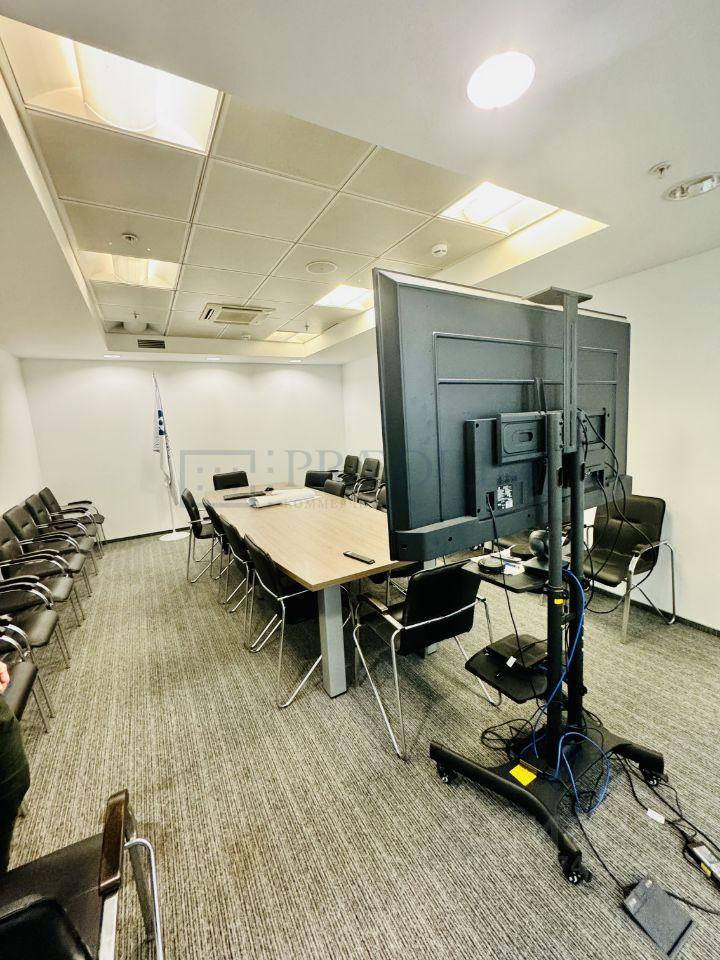 Сдается офис в Москве, д 8