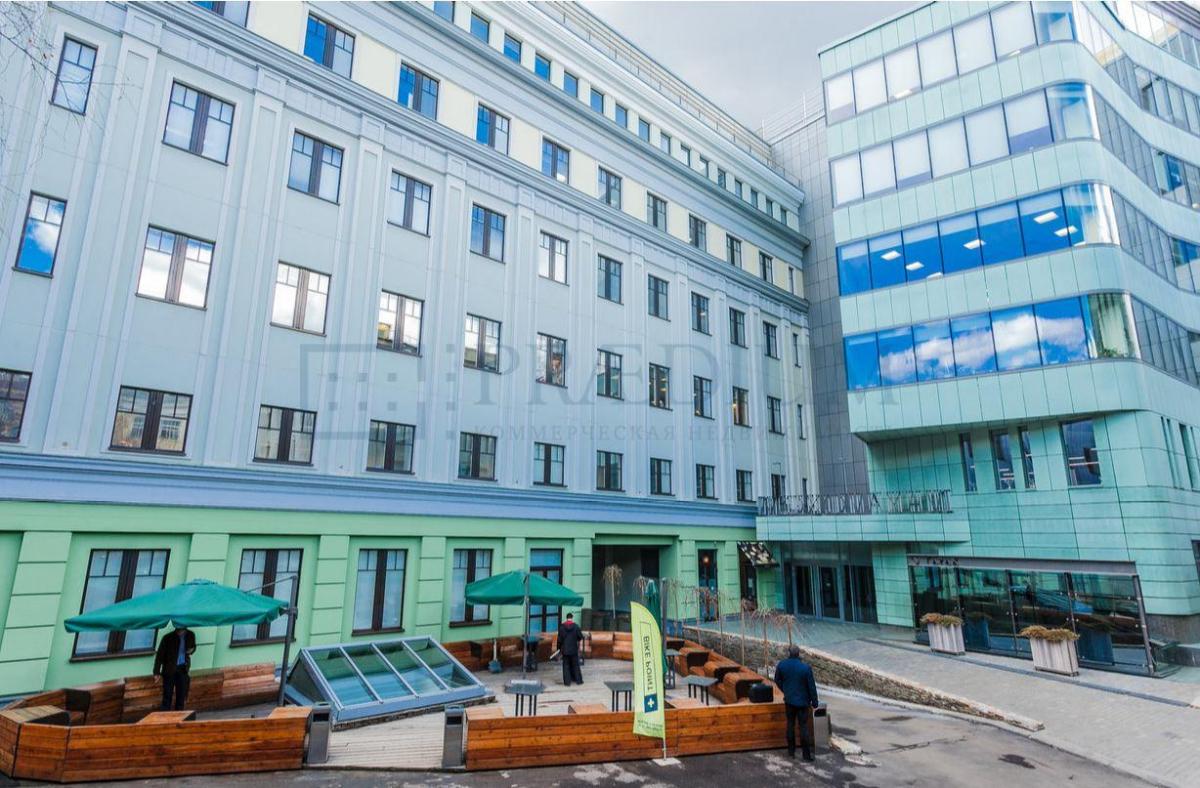 Сдается торговое помещение в Москве, д 4/7 стр 2