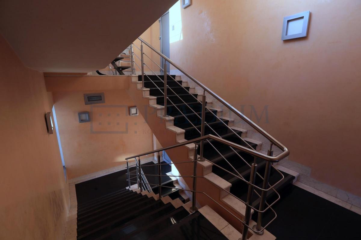 Сдается офис в Москве, д 17/2 стр 1