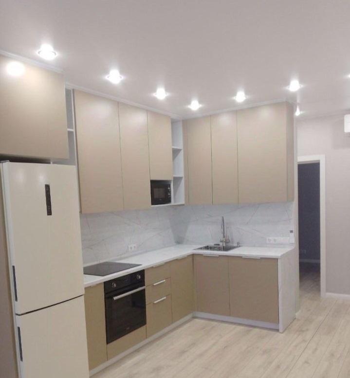 Продам 4-комнатную квартиру в новостройке в Перми в Свердловском р-не, Революции улица, 2а