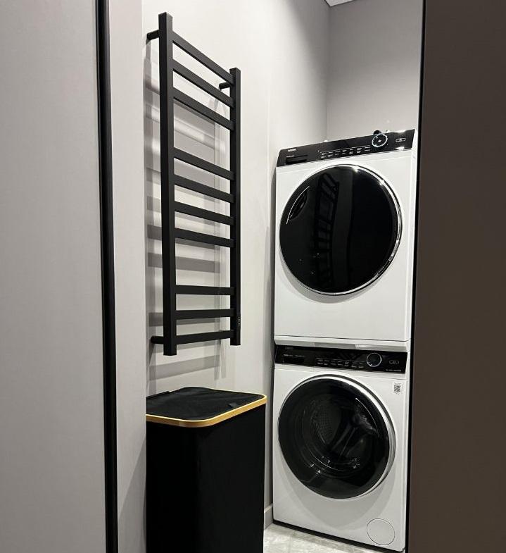 Продам 4-комнатную квартиру в новостройке в Перми в Дзержинском р-не, ДКЖ, Боровая улица, 21