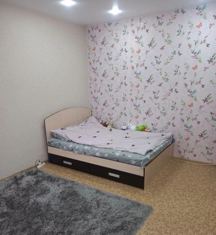 Продам 3-комнатную квартиру в новостройке в Волгограде в Дзержинском р-не, Семигорская улица, 3а