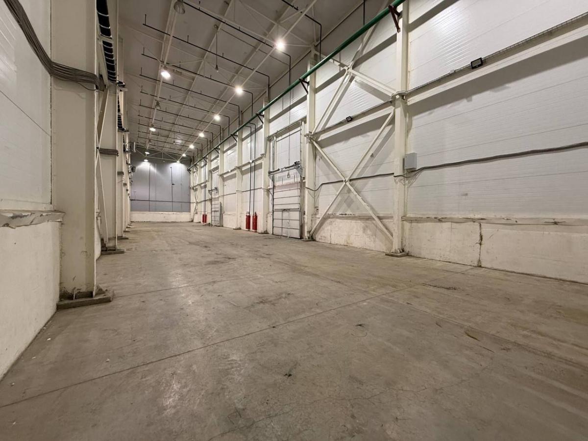 Сдается склад в Москве, дом 100,стр.3