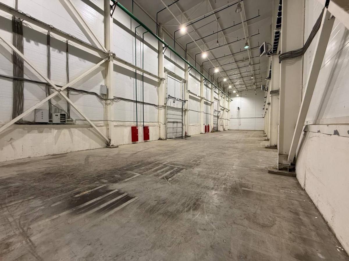 Сдается склад в Москве, дом 100,стр.3