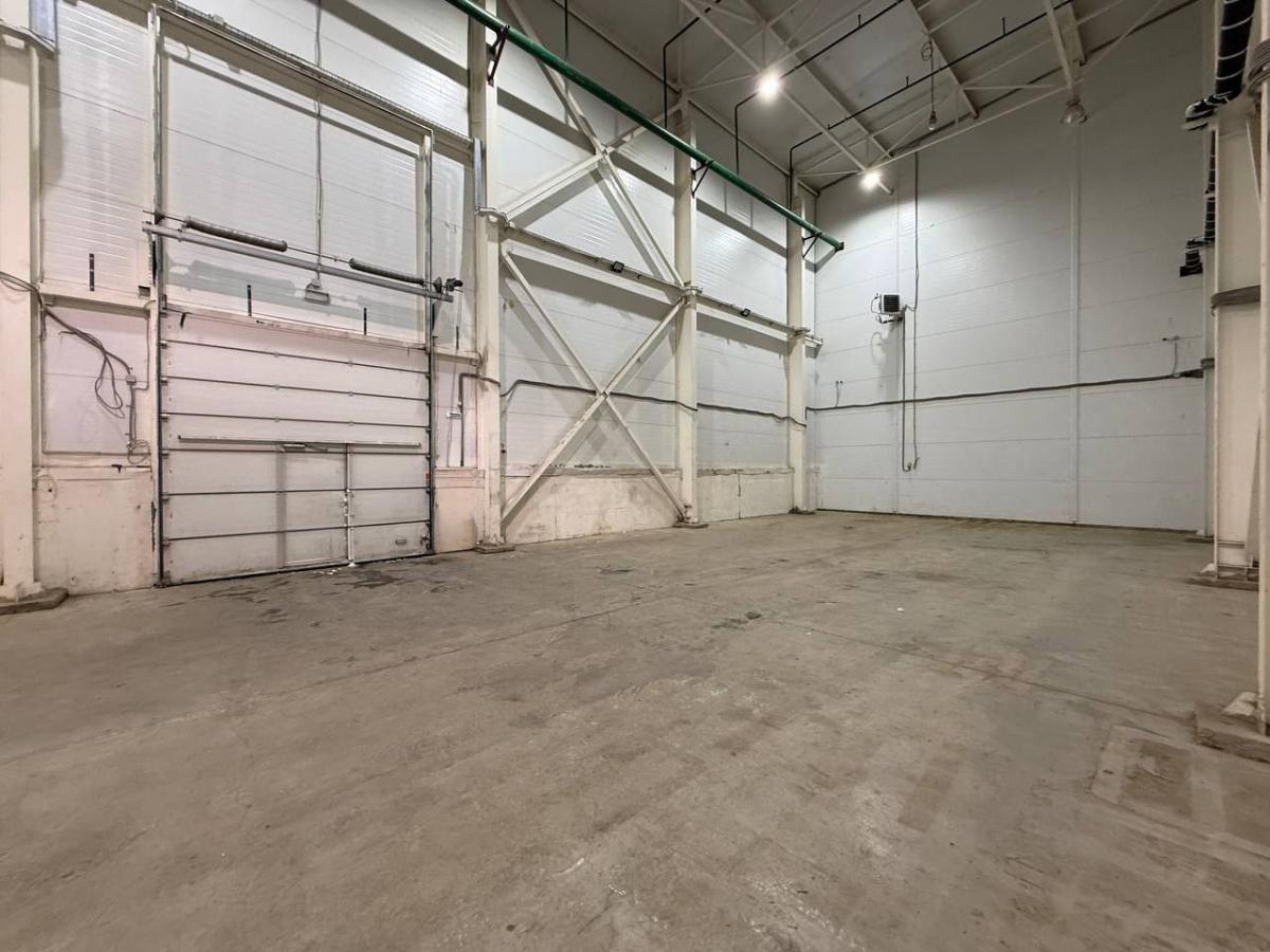 Сдается склад в Москве, дом 100,стр.3