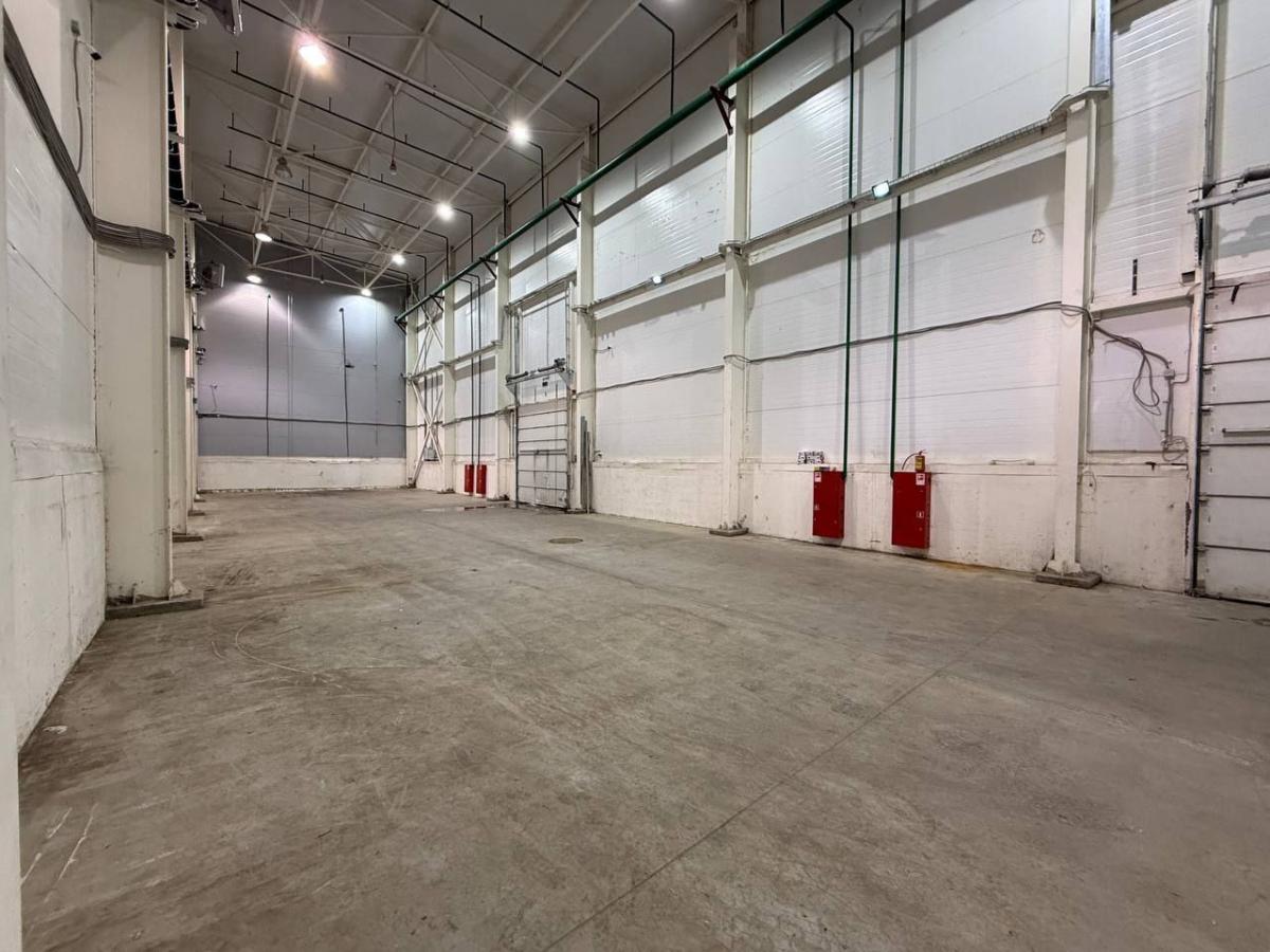 Сдается склад в Москве, дом 100,стр.3