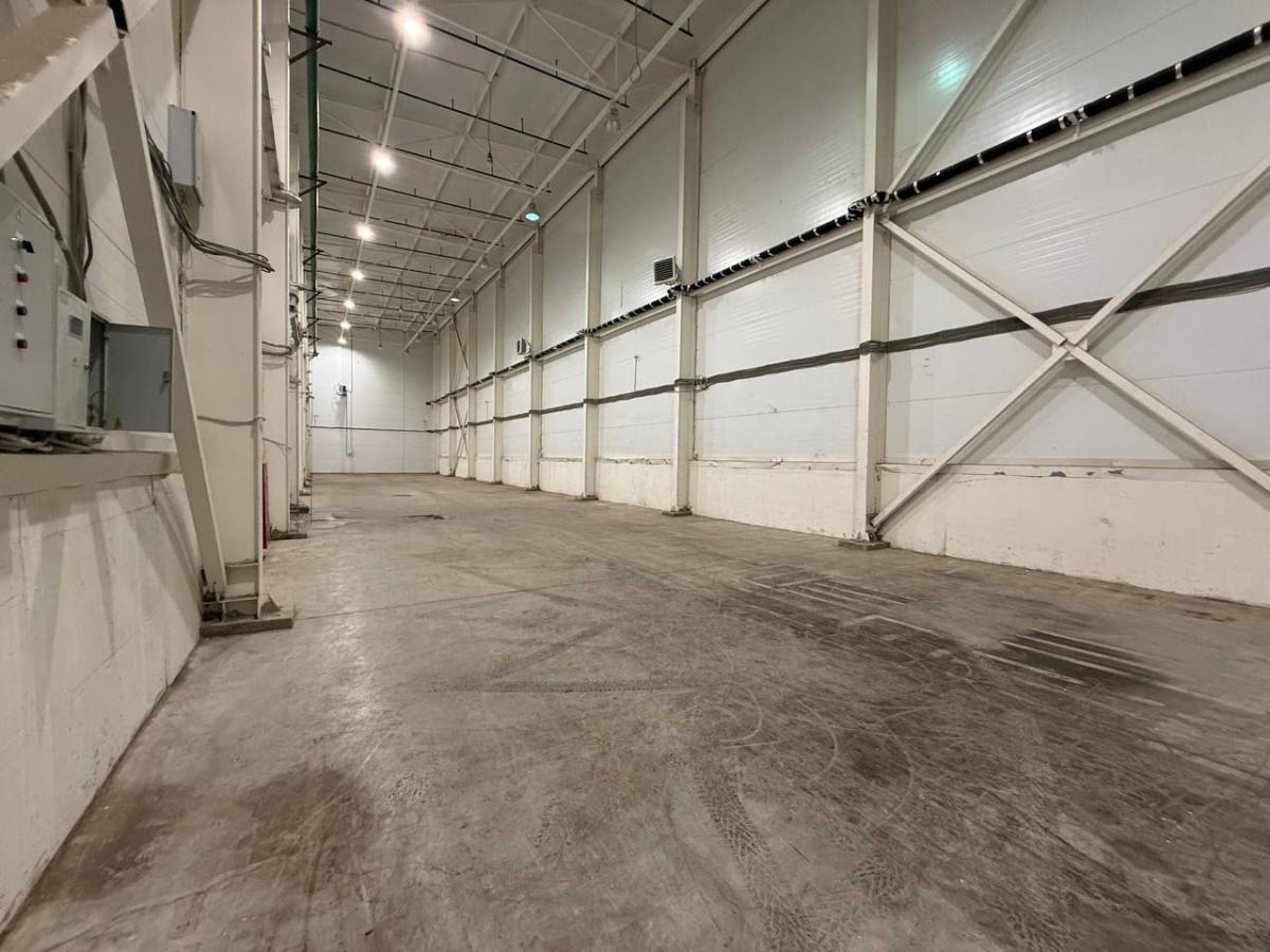 Сдается склад в Москве, дом 100,стр.3