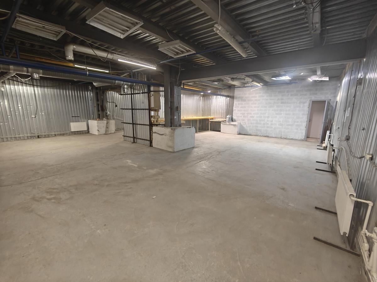 Сдается склад в Москве, дом 100,стр.1