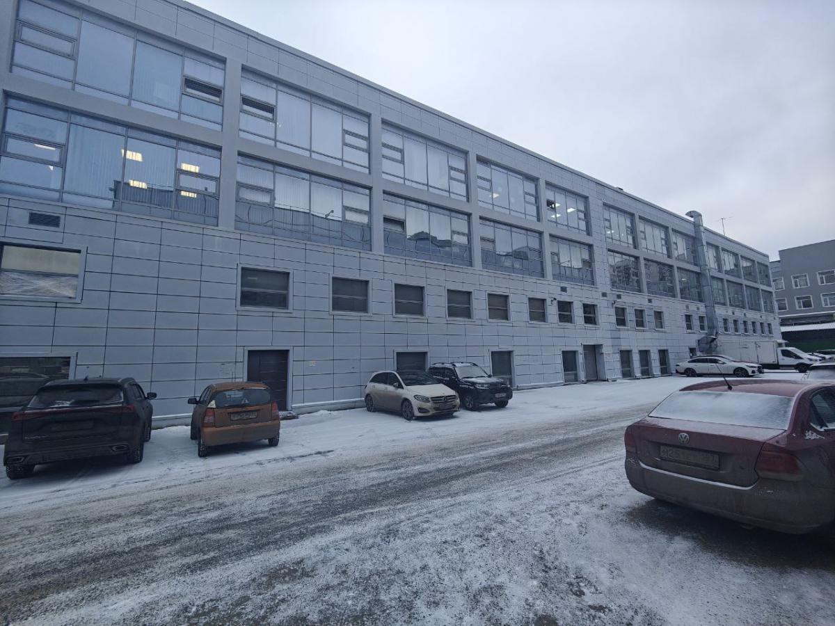 Сдается офис в Москве, дом 100