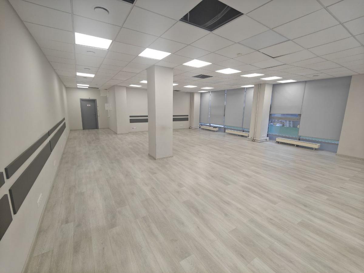 Сдается офис в Москве, дом 100