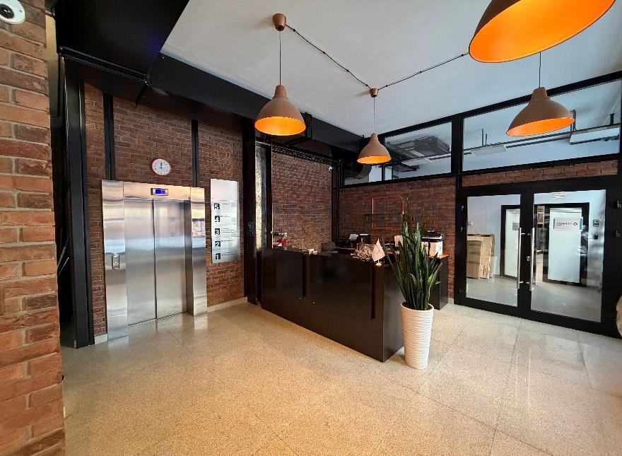 Сдается офис в Москве, д 33 стр 1