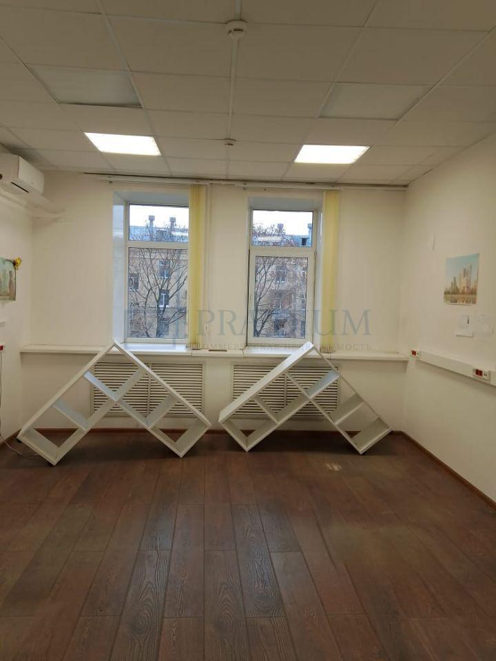 Сдается офис в Москве, д 8