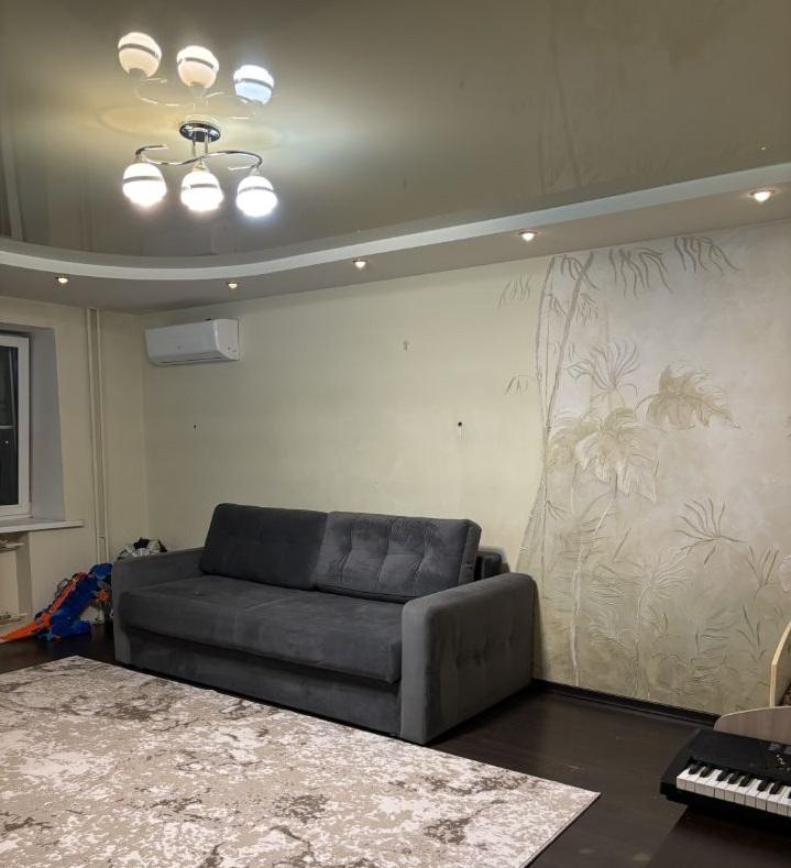 Продам 2-комнатную квартиру в Волгограде в Дзержинском р-не, Бульвар 30-летия Победы, 17д