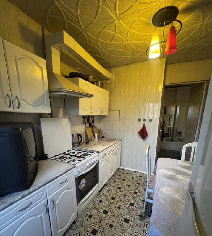 Продам 2-комнатную квартиру в Волгограде в Дзержинском р-не, Космонавтов улица, 61