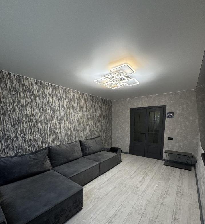 Продам 2-комнатную квартиру в Волгограде в Дзержинском р-не, Космонавтов улица, 61