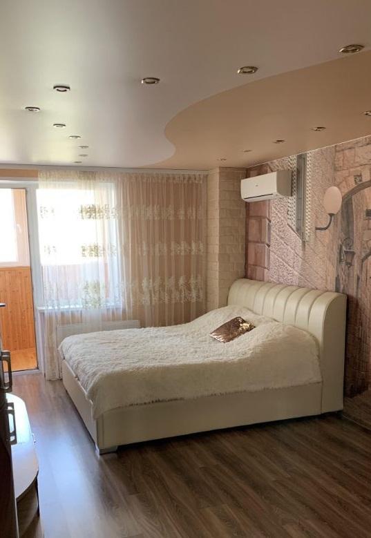 Продам 2-комнатную квартиру в Волгограде в Дзержинском р-не, 8-й Воздушной армии улица, 14