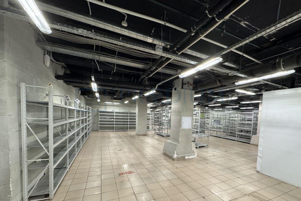 Сдается торговое помещение в Москве, Варшавское шоссе, д 143А