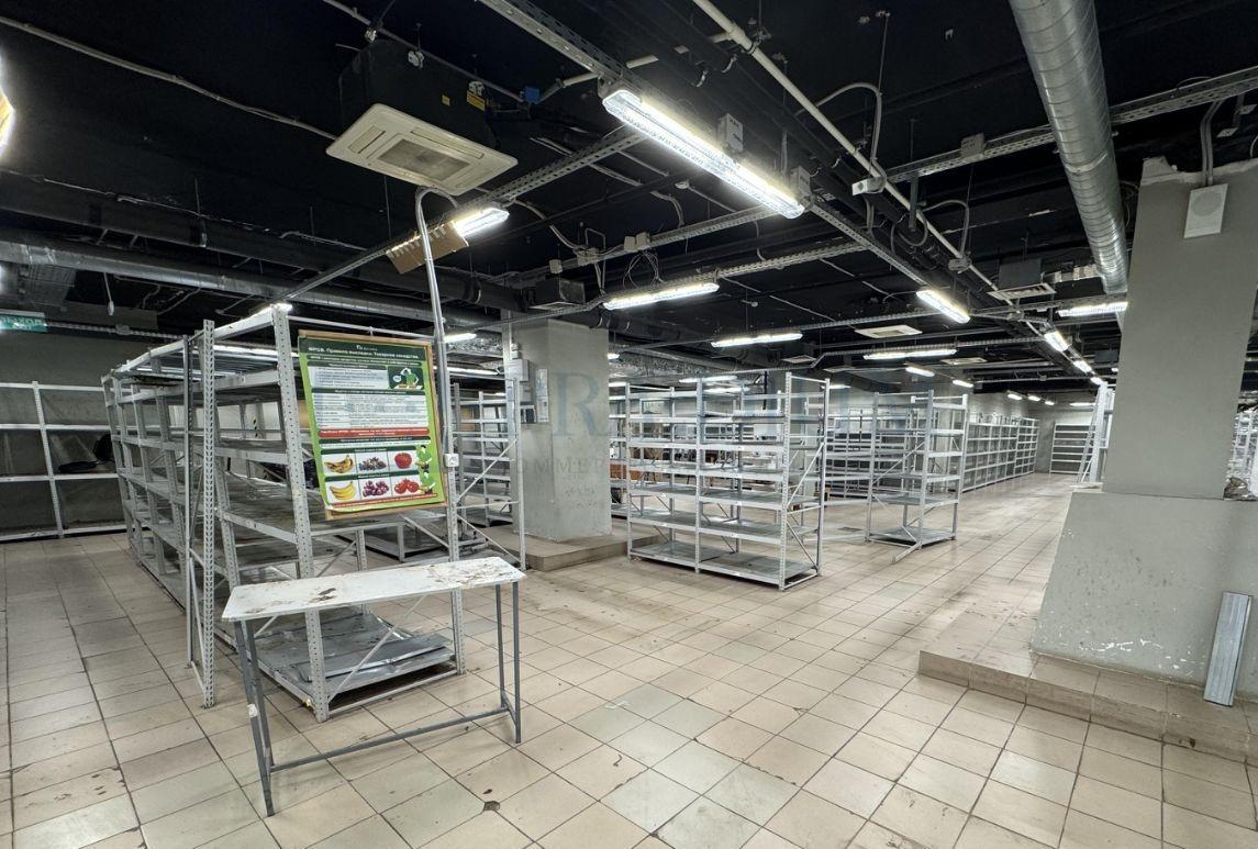 Сдается торговое помещение в Москве, Варшавское шоссе, д 143А