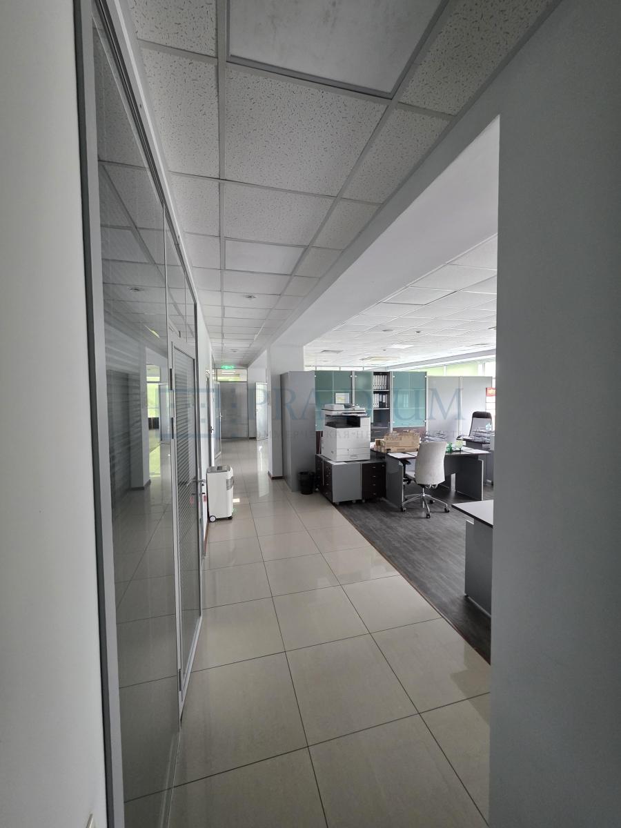 Продам офис в Москве, д 5А