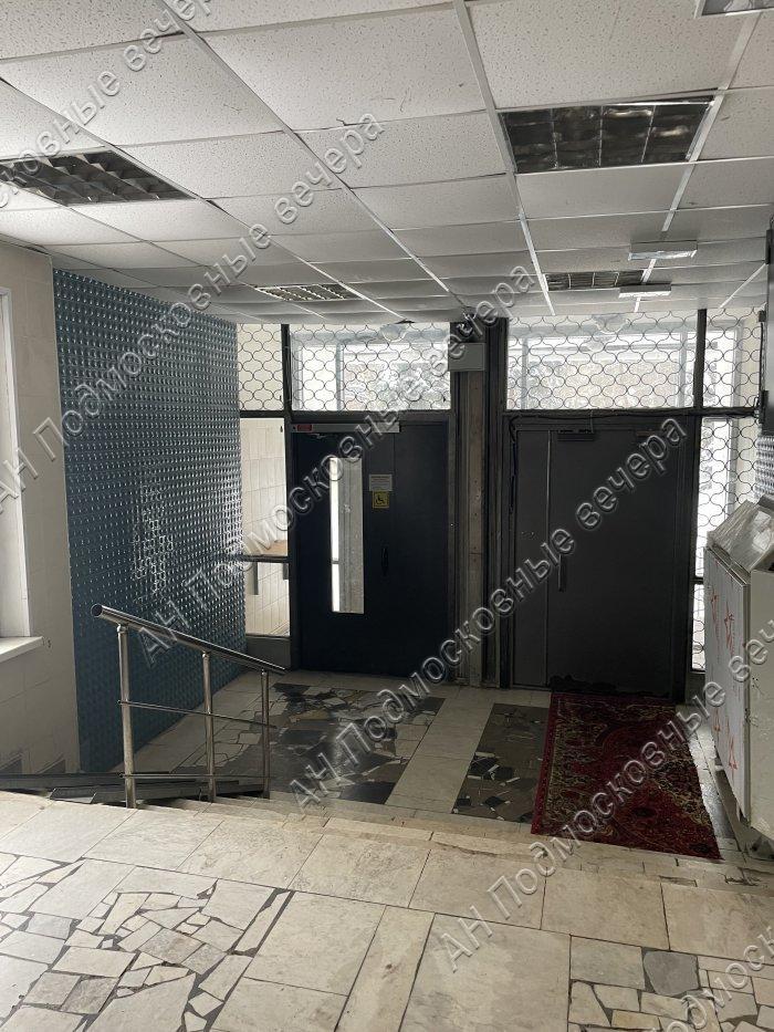 Продам 3-комнатную квартиру в Москве, Олимпийская Деревня,10