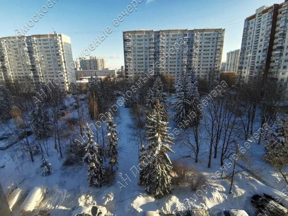Продам 3-комнатную квартиру в Москве, Олимпийская Деревня,10