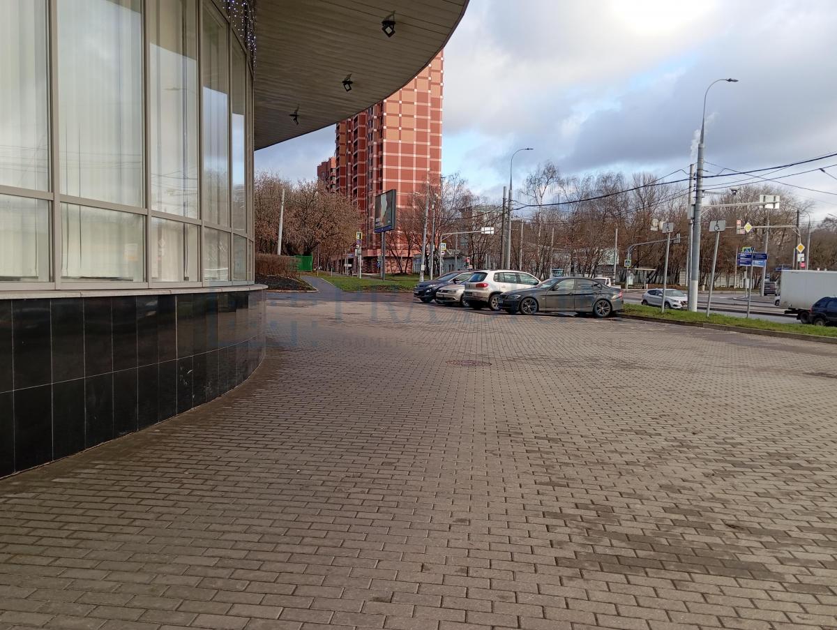 Продам торговое помещение в Москве, Симферопольский проезд, д 20