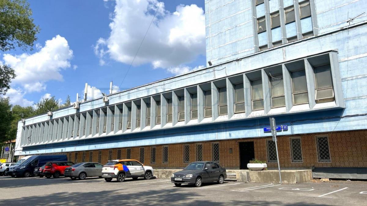 Продам торговое помещение в Москве, д 11
