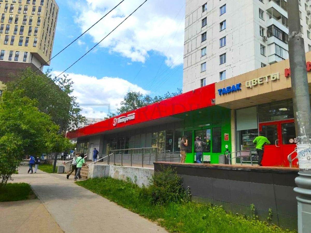 Продам торговое помещение в Москве, д 50