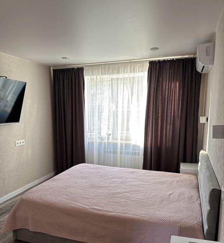 Продам 3-комнатную квартиру в Волгограде в Дзержинском р-не, Твардовского улица, 5