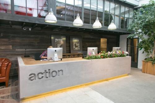 Экология и креатив в офисе “Action Loft”