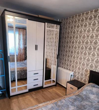 Продам 4-комнатную квартиру  Уфа, Комсомольская улица, 21/1, Советский р-н