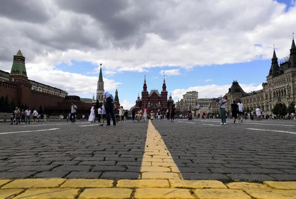 Россия бьёт рекорд по приёму гостей из-за рубежа