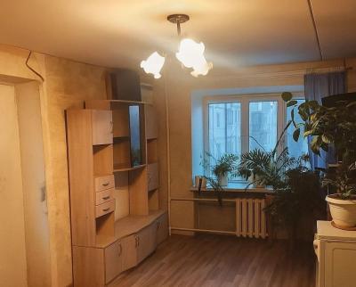 Продам 1-комнатную квартиру Пермь, Адмирала Нахимова улица, 15, Кировский р-н