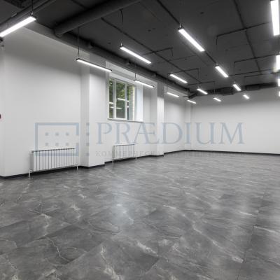 Продам торговое помещение  Москва