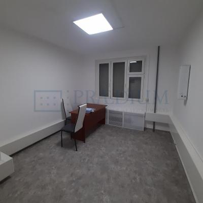 Продам торговое помещение  Москва