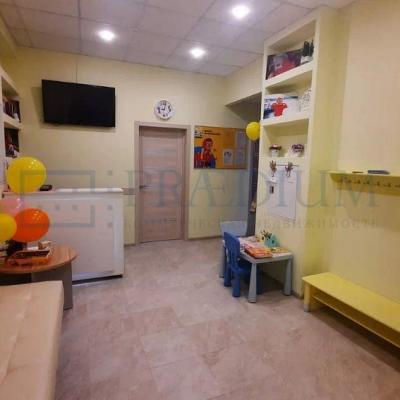 Продам торговое помещение  Москва