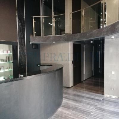 Продам торговое помещение  Москва