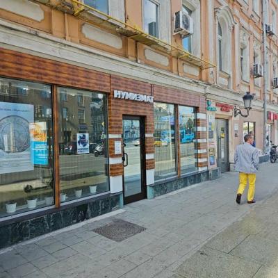 Продам торговое помещение Москва