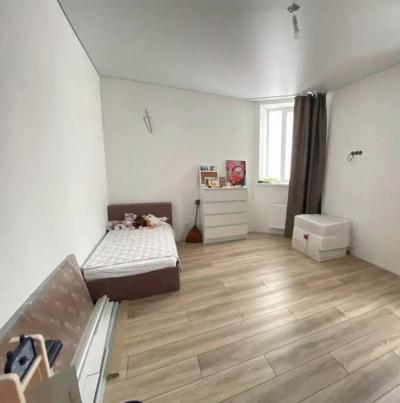 Продам 3-комнатную квартиру в новостройке  Волгоград, Победы улица, 21а, Кировский р-н